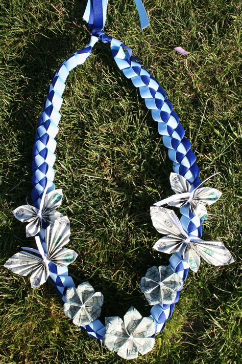 easy diy graduation leis|high school graduation lei ideas.